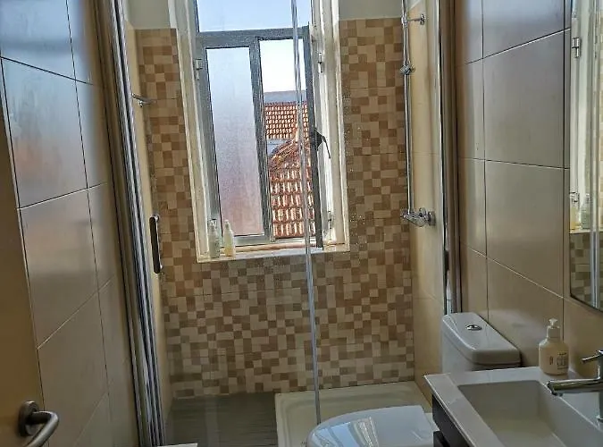 Guest house Monsanto 2*