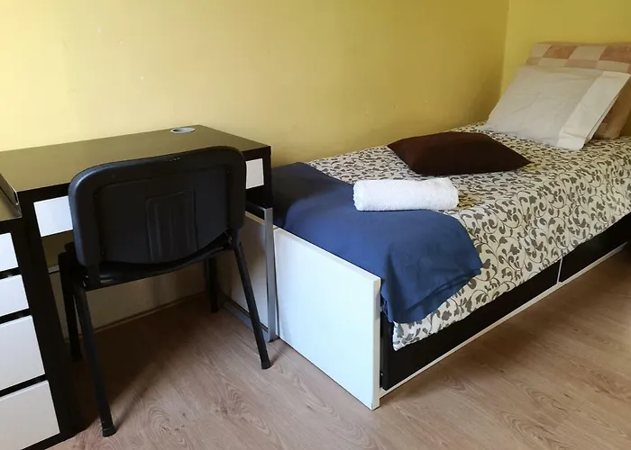 Monsanto Guest house